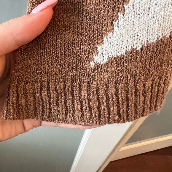 ✨ Brown Star Sweater - Picture 4 of 4